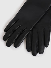 Перчатки из кожи