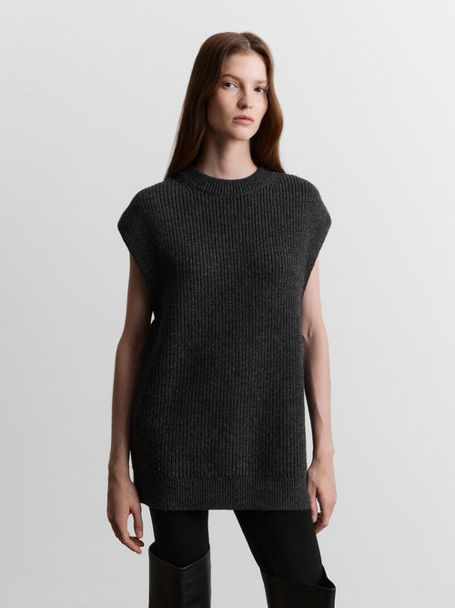 Жилет из шерсти мериноса