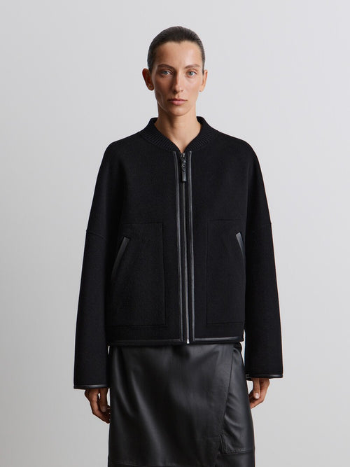 Пальто из шерсти