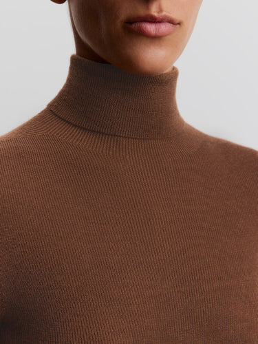 Водолазка из шерсти мериноса